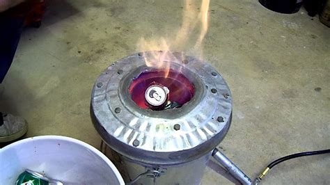 how to melt aluminum on a gas stove